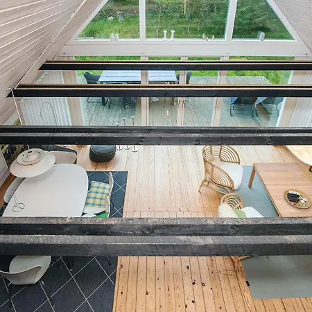 度假居 6 Person In Fano-by Traum *